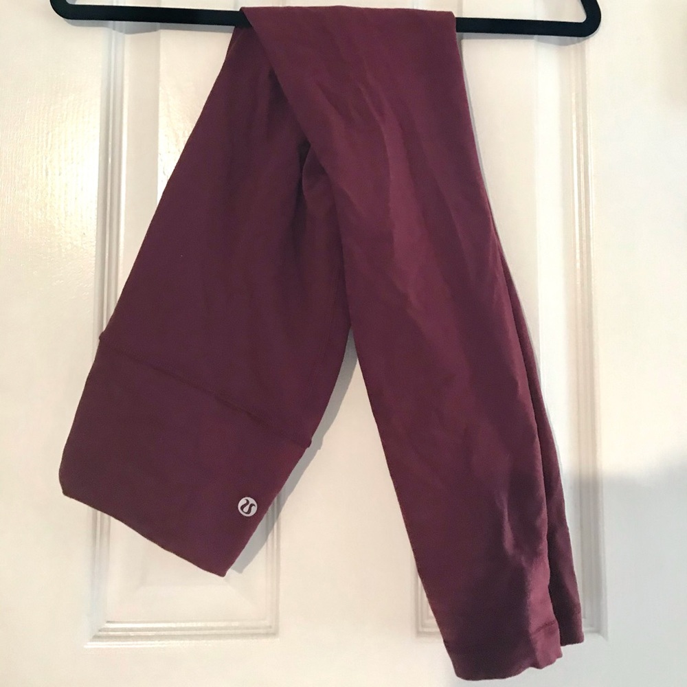 Maroon Wunder Under Leggings